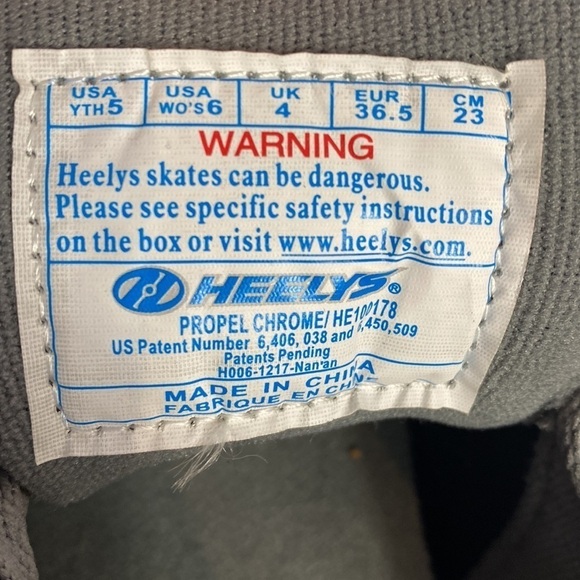 Heelys pewter wheeled sneakers - Picture 7 of 10